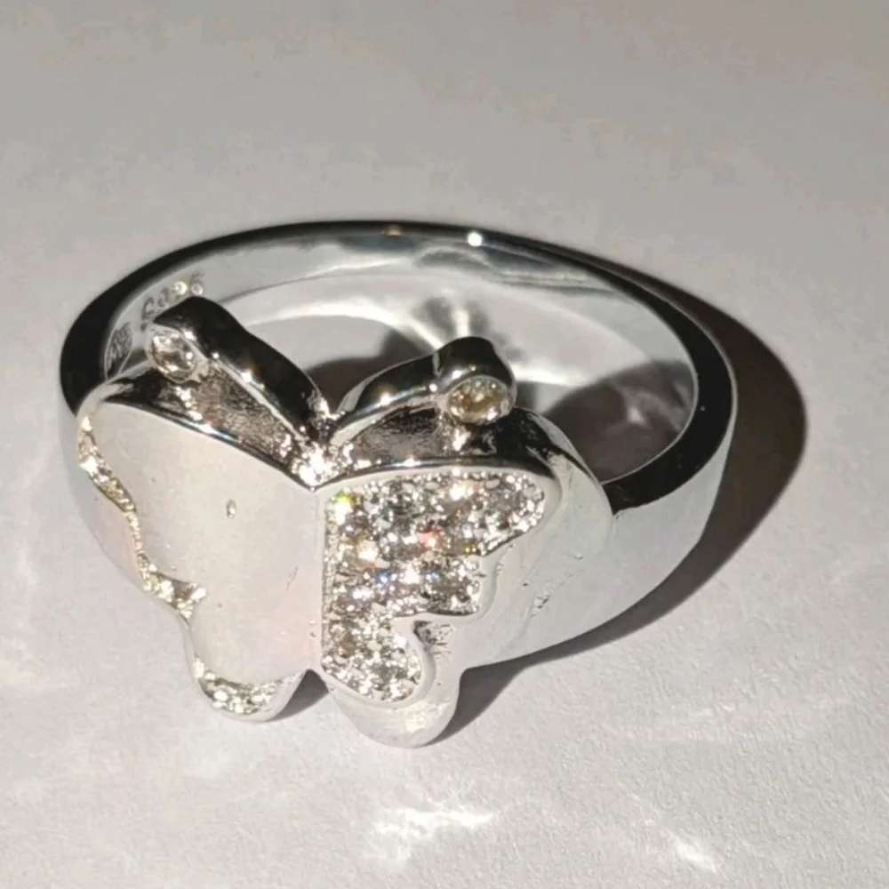 Elegant 925 Sterling Silver Butterfly Ring Sz8